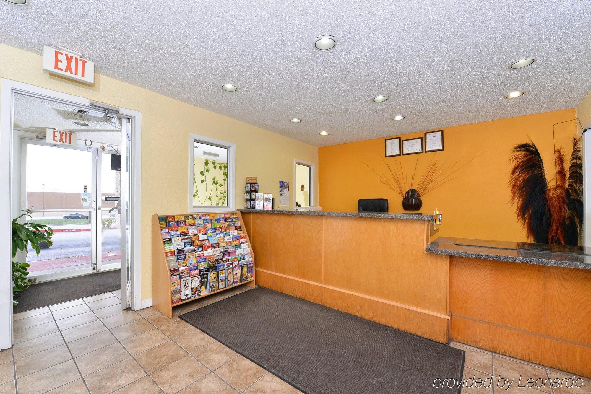 Travelodge By Wyndham New Braunfels Esterno foto