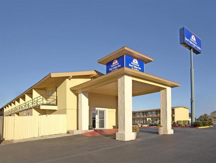 Travelodge By Wyndham New Braunfels Esterno foto