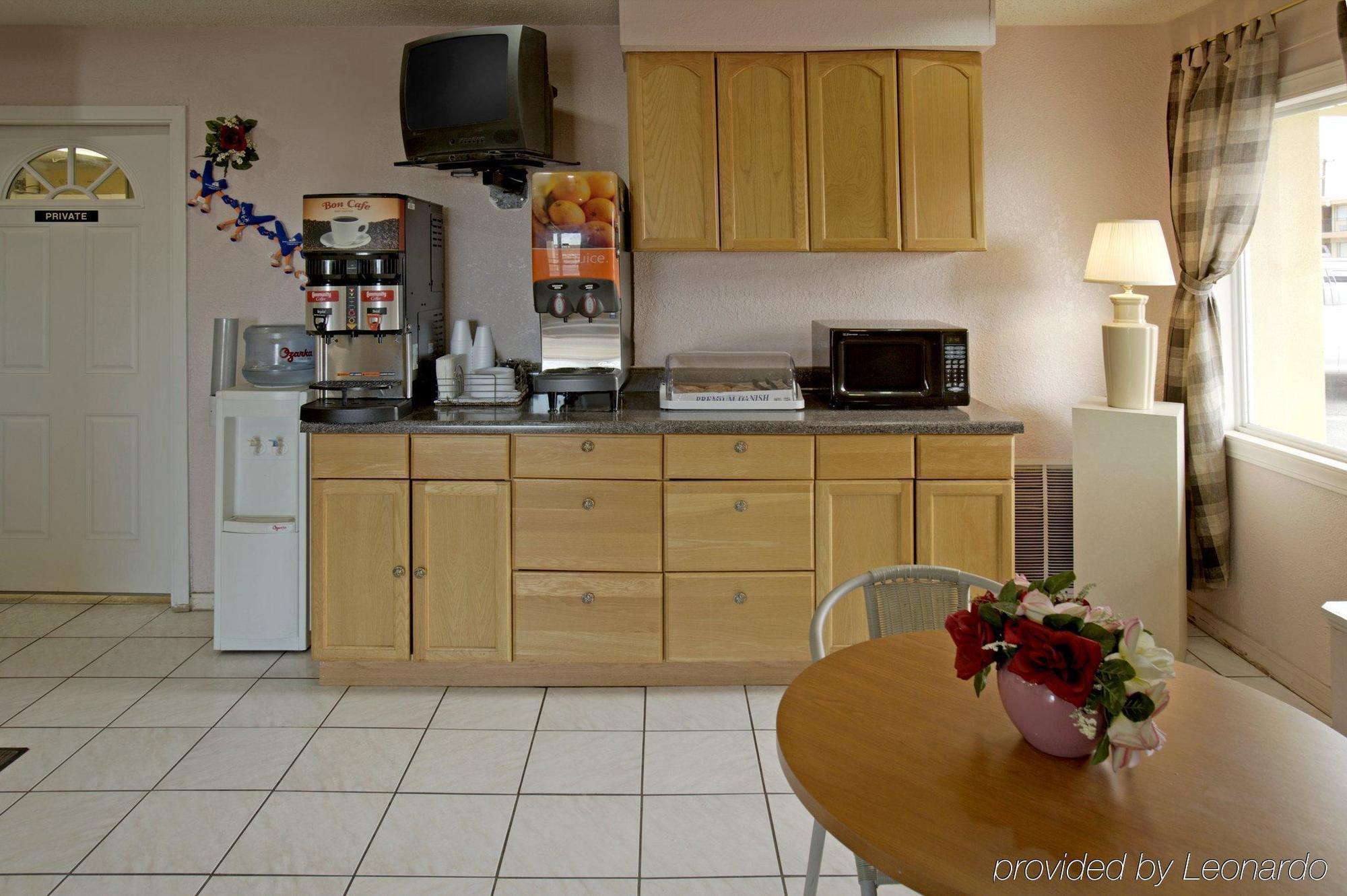 Travelodge By Wyndham New Braunfels Esterno foto