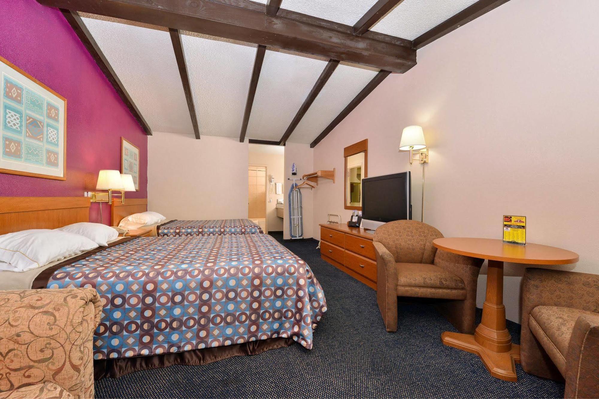 Travelodge By Wyndham New Braunfels Esterno foto